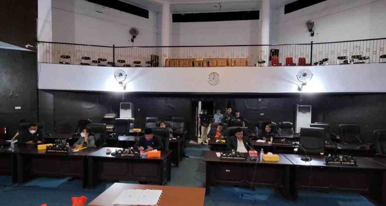 Aneh! DPRD Morut Gelar Reses 25 Desember