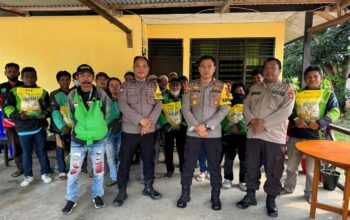Polres Morowali Utara silahturahmi dengan Komunitas Ojek dan ajak jaga kamtibmas